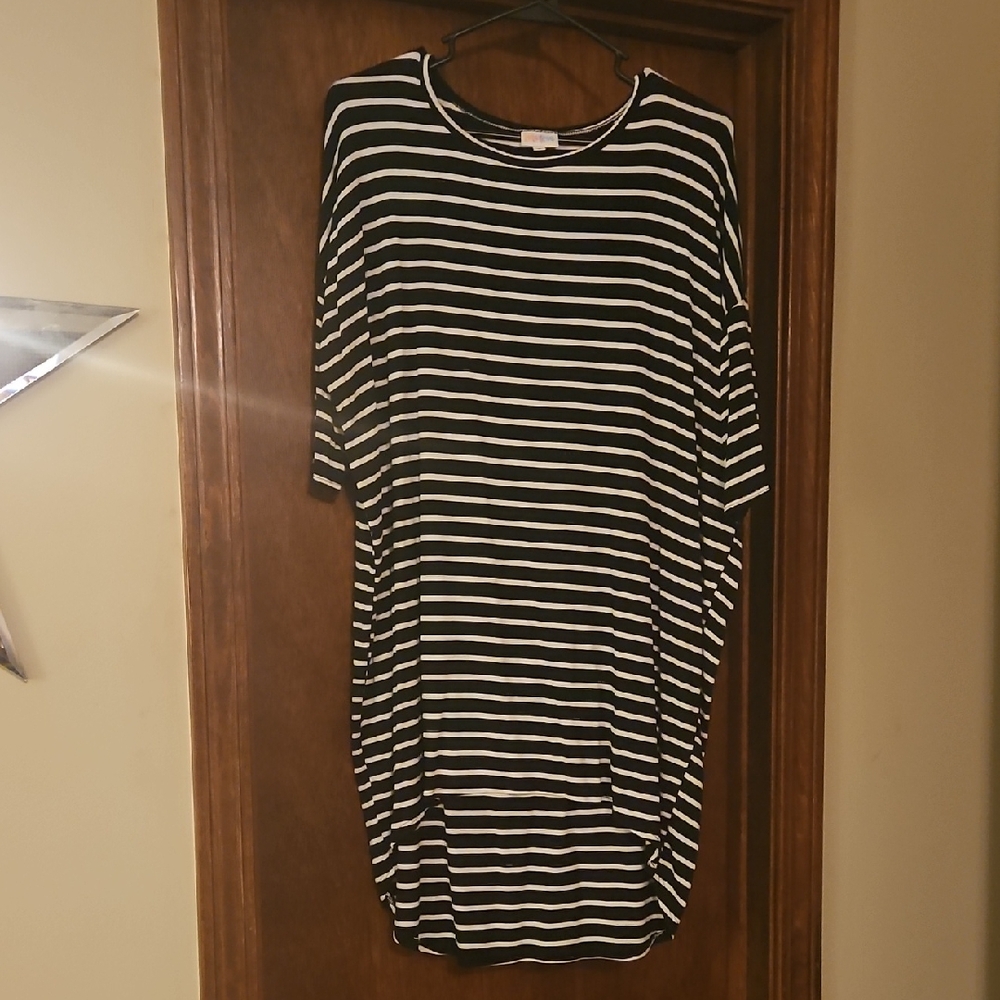 LuLaRoe Black and White Striped Top